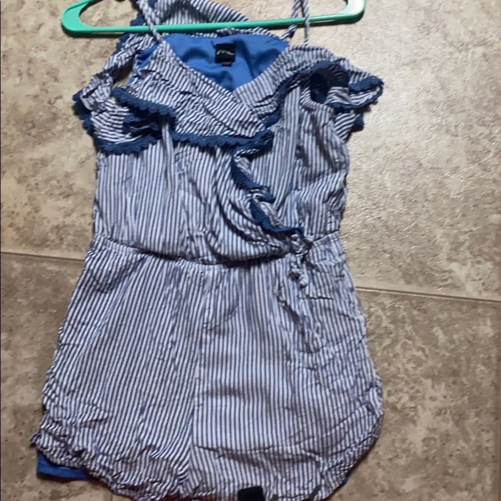 Art Class romper. Xl